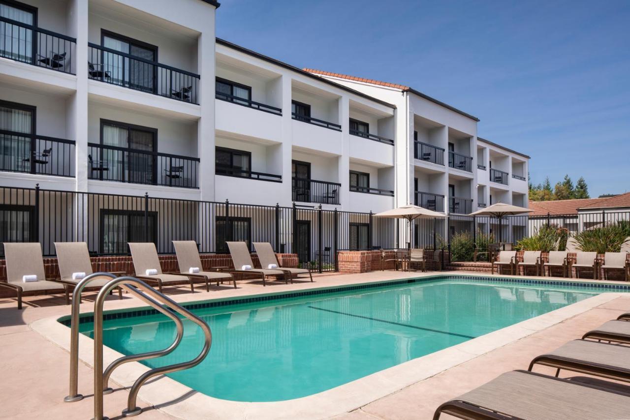 Courtyard San Jose Cupertino Hotel Eksteriør billede
